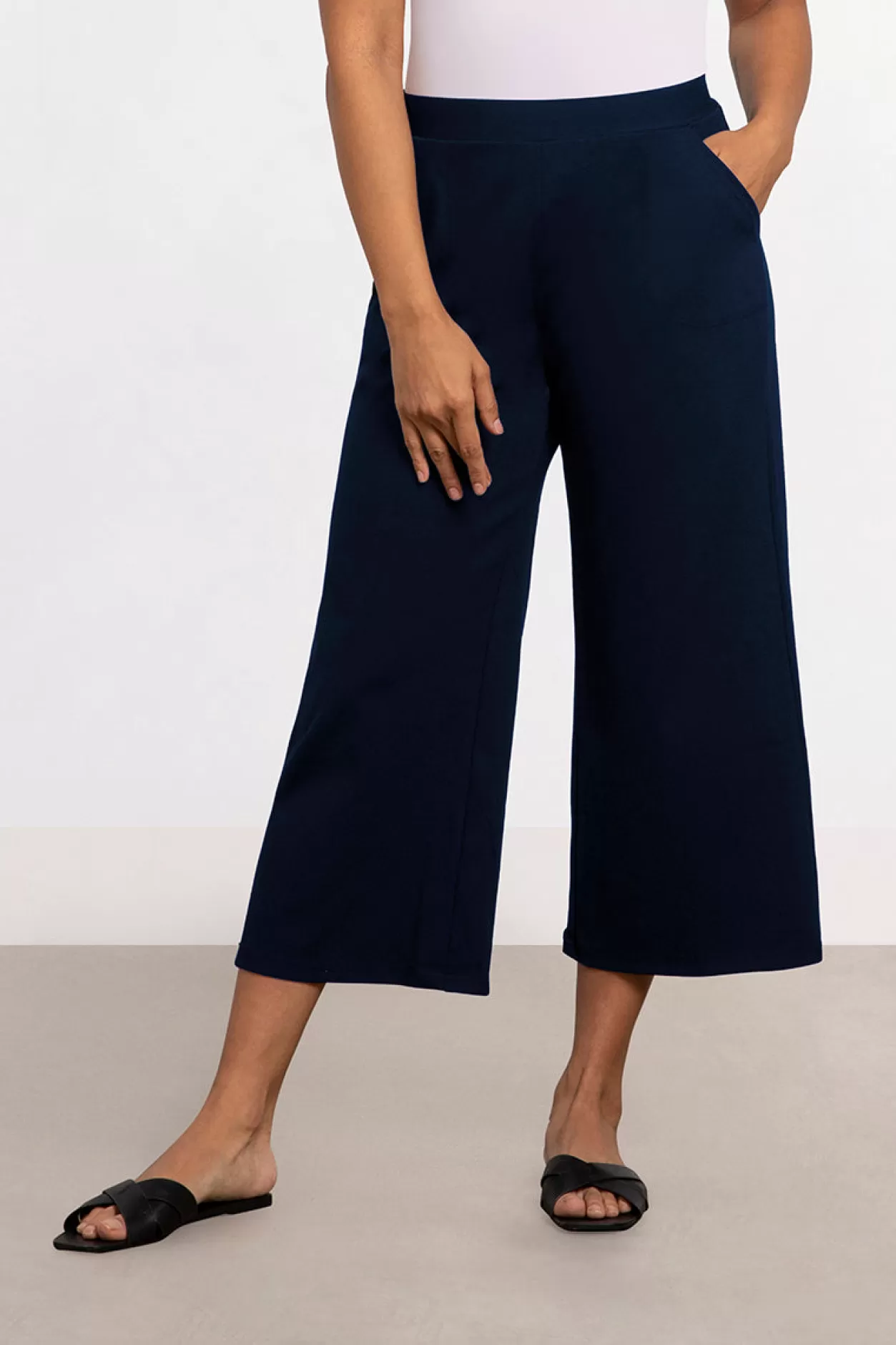 Women Sympli Lux Ponte Nu Wide Leg Crop